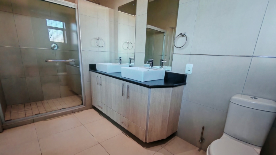 3 Bedroom Property for Sale in Monte Christo Western Cape